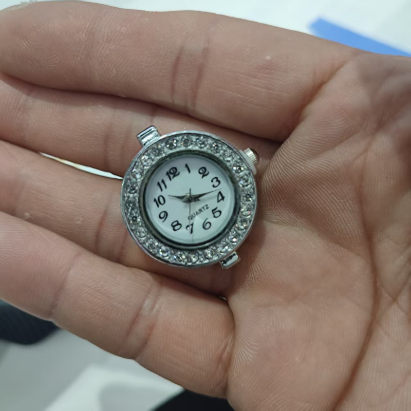 Ceas feminin cu diamante, cuarț, model JZ0004, cadran rotund, curea din aliaj, carcasă metalică