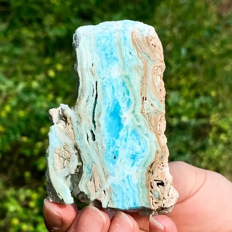 Suport de pahar din cristal cu peisaj gravat — stil modern minimalist, personalizare disponibilă, cadou potrivit