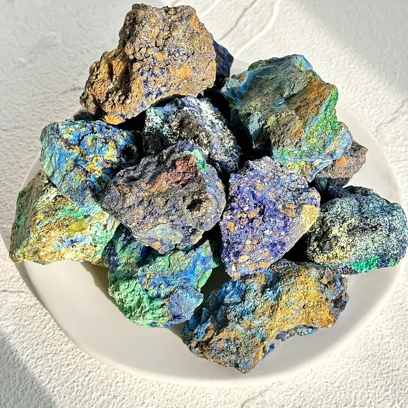 Prirodni azurit s malahitom - mineralni uzorak i ukras