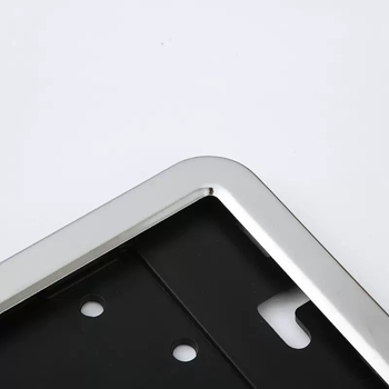 Okvir za registarsku pločicu od nehrđajućeg čelika, model Xgs-cpj, marka XGS, univerzalna kompatibilnost