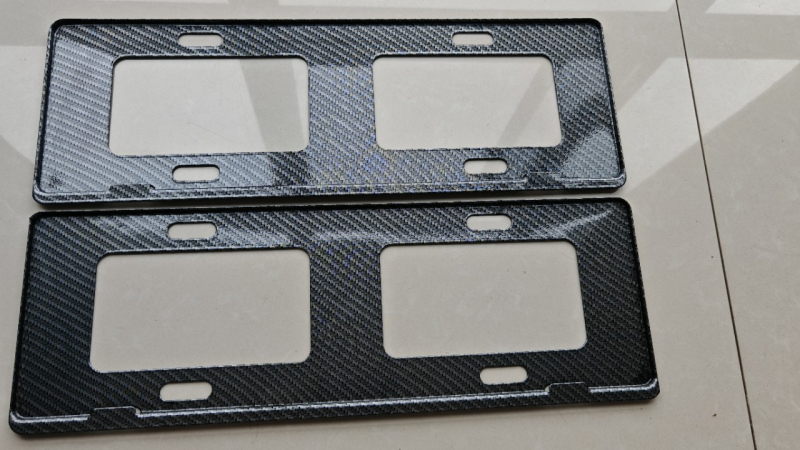 Ramă pentru plăcuța de înmatriculare, aliaj de aluminiu, model 040, tip patru generații, piesă 003, compatibil universal