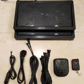 Držač registarske pločice za europske i američke standarde; mogućnost prilagođavanja; kompatibilan sa svim modelima; materijal: Drugo