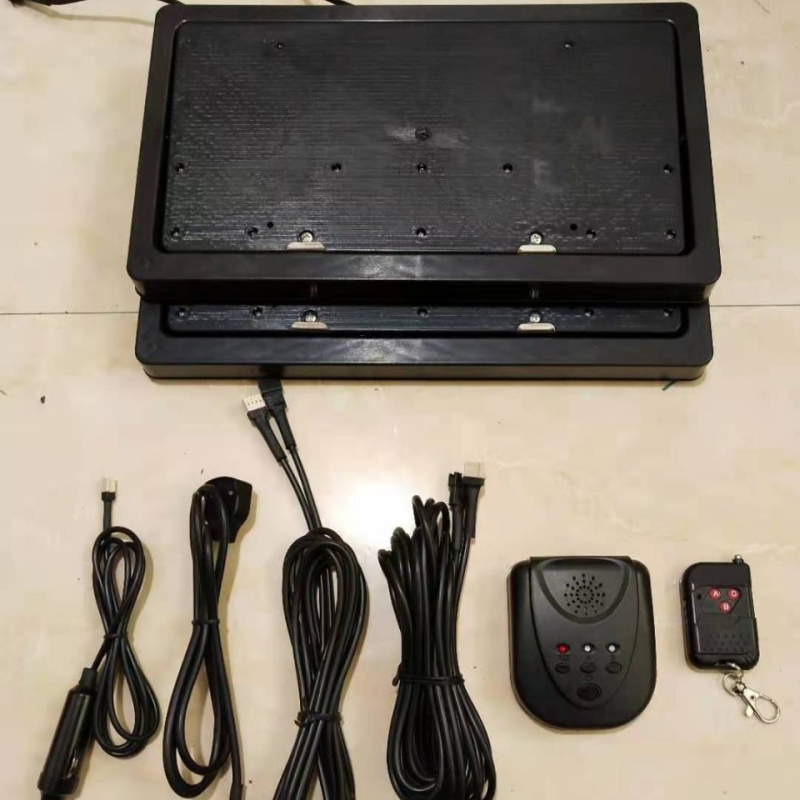 Držač registarske pločice za europske i američke standarde; mogućnost prilagođavanja; kompatibilan sa svim modelima; materijal: Drugo