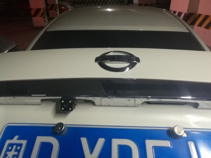 Držač kućišta za kameru za stražnji pregled automobila – PC kućište, model 8338, Jiemai; 12V, 120° kut, rezolucija 720×680, AV video signal, težina 0,15 kg