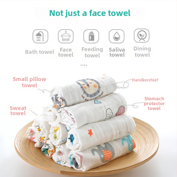 Detská uterka z 6‑vrstovej gázy, 100% bavlna, rýchle nasiaknutie 0–5 s, s potlačeným logom