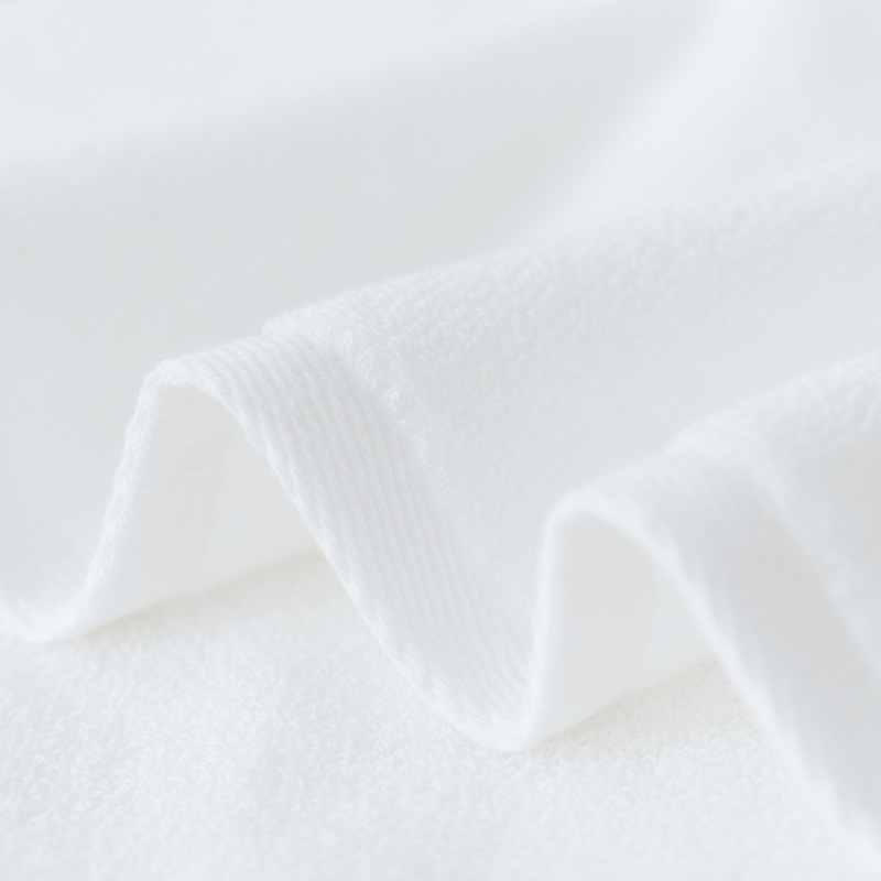 Hotellirätikud, puuvillane, 32S niidid, kiire imendumine 0–5 s, logotüübi lisamine võimalik, kaal 100–1000 g, 90% puuvillasisaldus