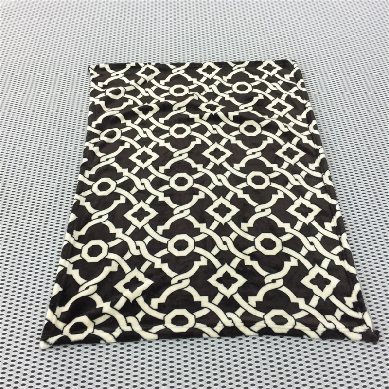 Flanel deka s geometrijskim uzorkom, poliester, težina ispod 300 g, za sva godišnja doba