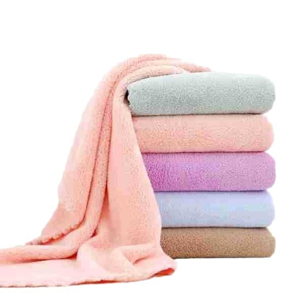 Kúpeľový uterák z korálového fleecu, 200-300 g/m², 150D, rezaný velúr a hladká väzba