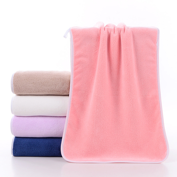 Set od 6 komada ručnika od fleece s izšivanim logom: ručnik za tijelo, ručnik za kupanje, kvadratni ručnik, ženski kupaonski wrap, gumica za kosu, kapica za sušenje kose (150D, obična tkanina)