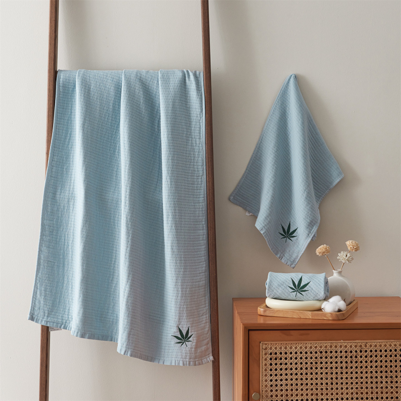 Кърпа за лице от 100% памук, трислойна марлева кърпа, измита марля, 32s нишки, 70 g/m², печат и боядисване