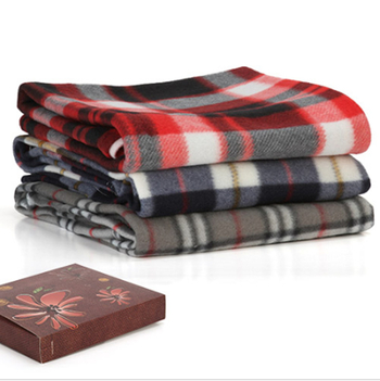 Κουβέρτα γόνατος διπλής όψης από βελούδο με καρό γεωμετρικό σχέδιο, πολυεστέρας 150 g, άνοιξη και φθινόπωρο