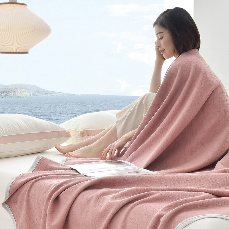 Pamut kötött jacquard takaró, antibakteriális, anyáknak és babáknak, 1000–1499 g/m², minden évszakra, geometriai mintával, modern minimál stílus