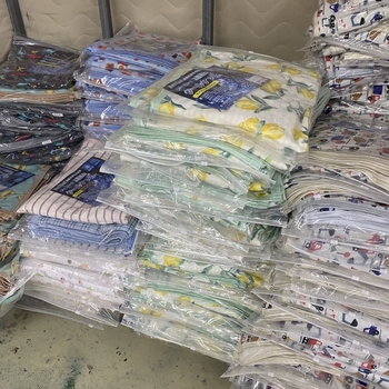 Gyerekeknek szánt hűsítő kötött takaró animációs motívummal, kétoldalas AB, 500–799 g, kevert rostból, tavasz–nyár