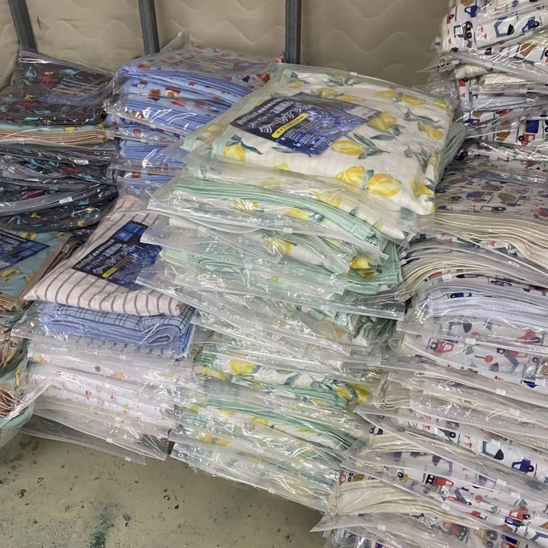 Gyerekeknek szánt hűsítő kötött takaró animációs motívummal, kétoldalas AB, 500–799 g, kevert rostból, tavasz–nyár