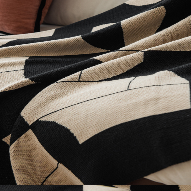 A41 Félholdas kötött takaró, Geometriai nordikus stílus, 800–999 g, Minden évszakhoz, Többfunkciós kanapéra és utazáshoz