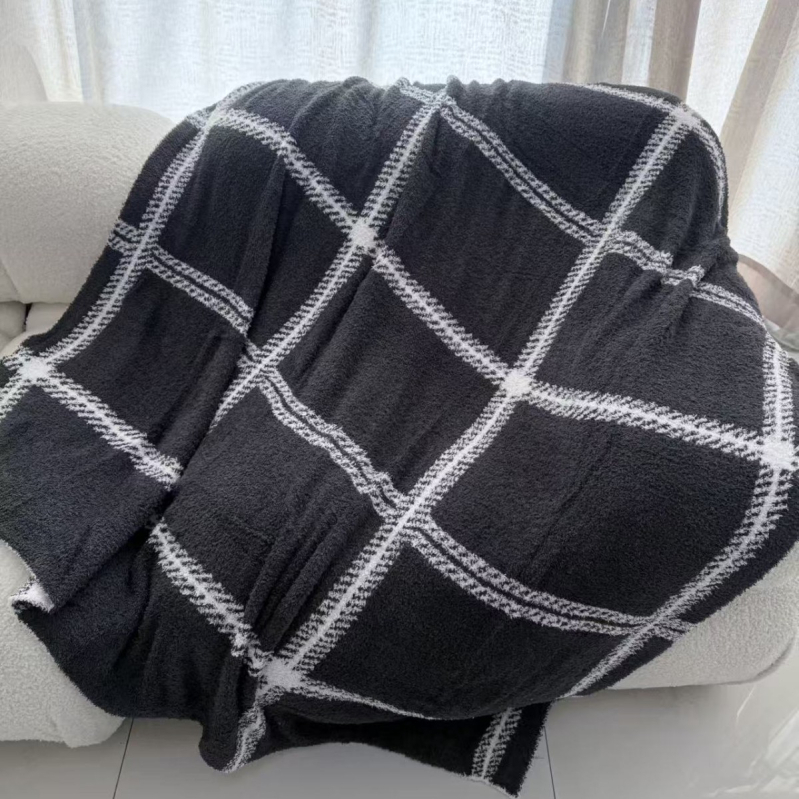 Evian kötött pléd geometriás mintával, poliészter, 800–999 g, testreszabható