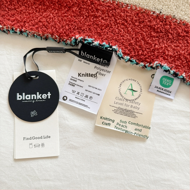 Mezgta pūkuota pledė su animaciniu raštu, poliesteris, 1000–1499 g, pavasaris/vasara