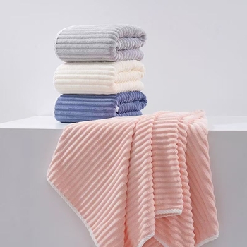 Peškir od coral fleece za kućnu upotrebu, upijajući, debel, velik, s pletenim rubom, brzo se suši, plažni ručnik