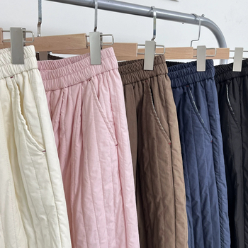 Памучни квилирани панталони с еластична талия, свободен прав силует, пълнеж коприново-подобен, зима 2025