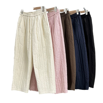 Памучни квилирани панталони с еластична талия, свободен прав силует, пълнеж коприново-подобен, зима 2025