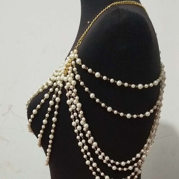 Perlų kūno grandinė su kutais moterims, reguliuojamas ilgis, kryžminė juosta, galimybė pritaikyti