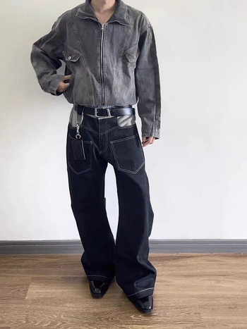 Traperice od vune s patchworkom; casual stil; ležerna silueta; srednji pojas; ravne nogavice; zatvarač