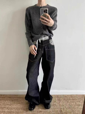Traperice od vune s patchworkom; casual stil; ležerna silueta; srednji pojas; ravne nogavice; zatvarač
