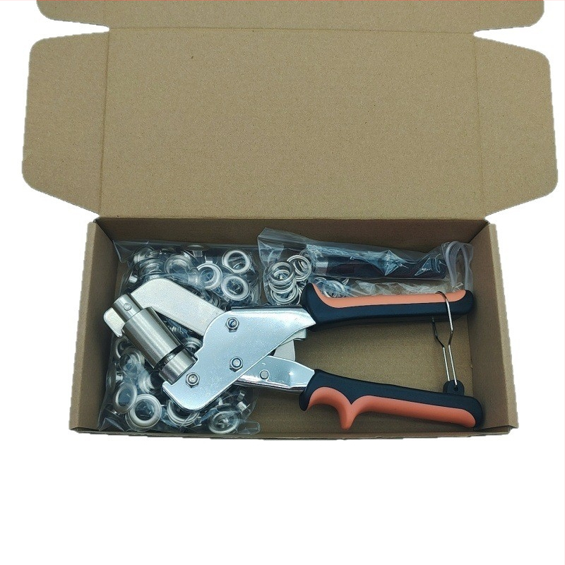 Rankinis įrankis montuoti metalines akis ir perforuoti skylutes batams — Geležis; Akių krašto presavimas; Tinka batams, drabužiams ir krepšiams