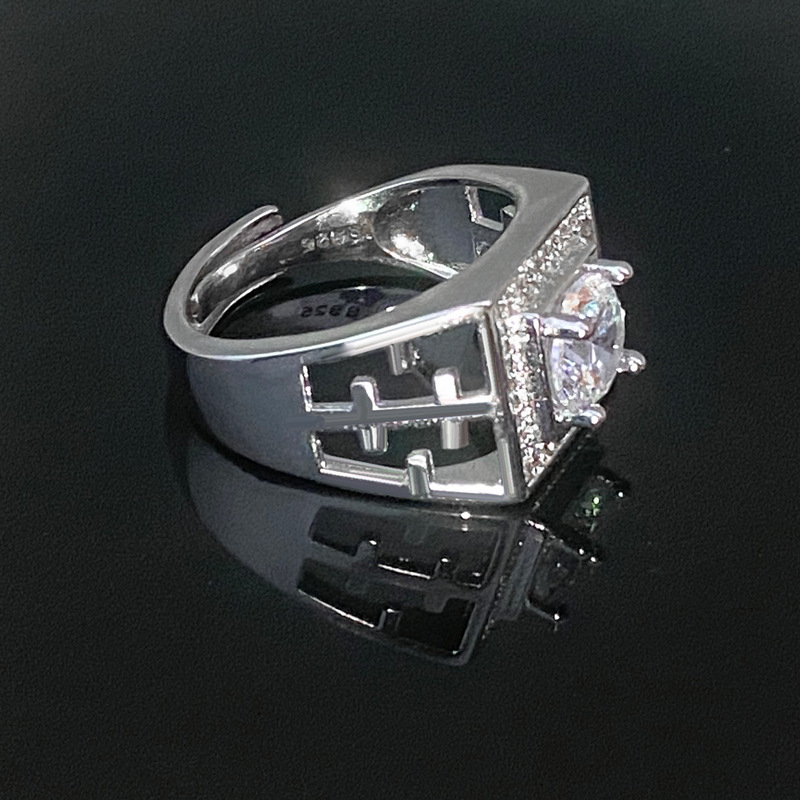 Prsten od bakra, muški geometrijski stil, umjetni kameni s pozlaćenom površinom, elektroplatiranje i ugradnja voskom, mogućnost prilagođavanja