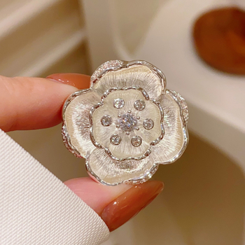 Bakrena broš s cvijetom, ručna izrada, 3D dizajn, elektropoliranje, ženski korejski stil