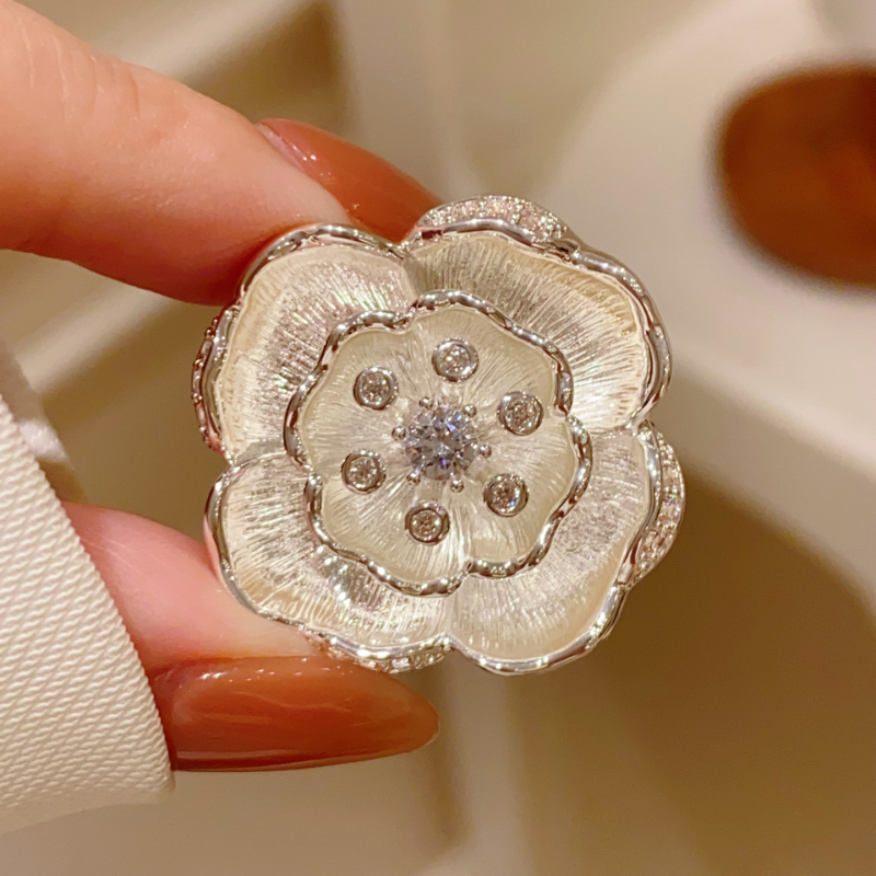 Bakrena broš s cvijetom, ručna izrada, 3D dizajn, elektropoliranje, ženski korejski stil