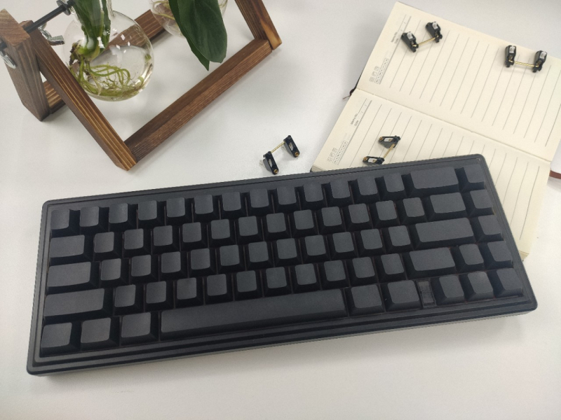 Gravírozás nélküli billentyűsapkák, PBT anyag, eredeti magasság