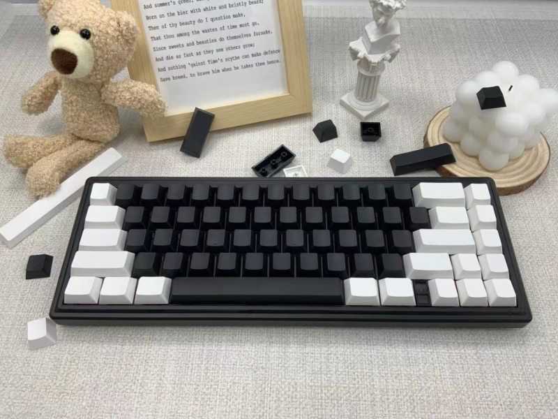 Gravírozás nélküli billentyűsapkák, PBT anyag, eredeti magasság