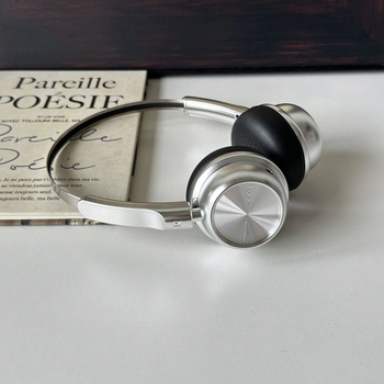 Bluetooth slušalica za glavu sa stereo zvukom, Bluetooth 5.4, domet 10 m, trajanje baterije 4–8 sati, vodootporna za svakodnevnu uporabu