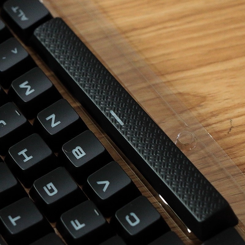 Corsair K70/K68 taustiņa vāciņš spacebar — oriģinālais, vienas atstarpes dizains, saderīgs ar RGB mehāniskajām tastatūrām K70/K68 (Izlaidums 2022)