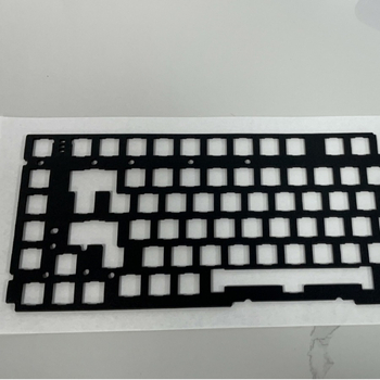 Sandviča paliktnis mehāniskajai tastatūrai ar PORON putu; skaņas izolācija; saderīgs ar 87 taustiņiem; modelis K87; apstrādes veids: stampēšana