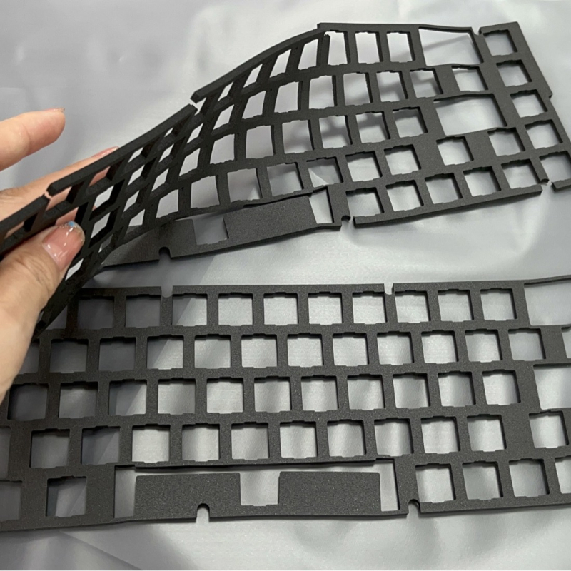 Sandviča paliktnis mehāniskajai tastatūrai ar PORON putu; skaņas izolācija; saderīgs ar 87 taustiņiem; modelis K87; apstrādes veids: stampēšana