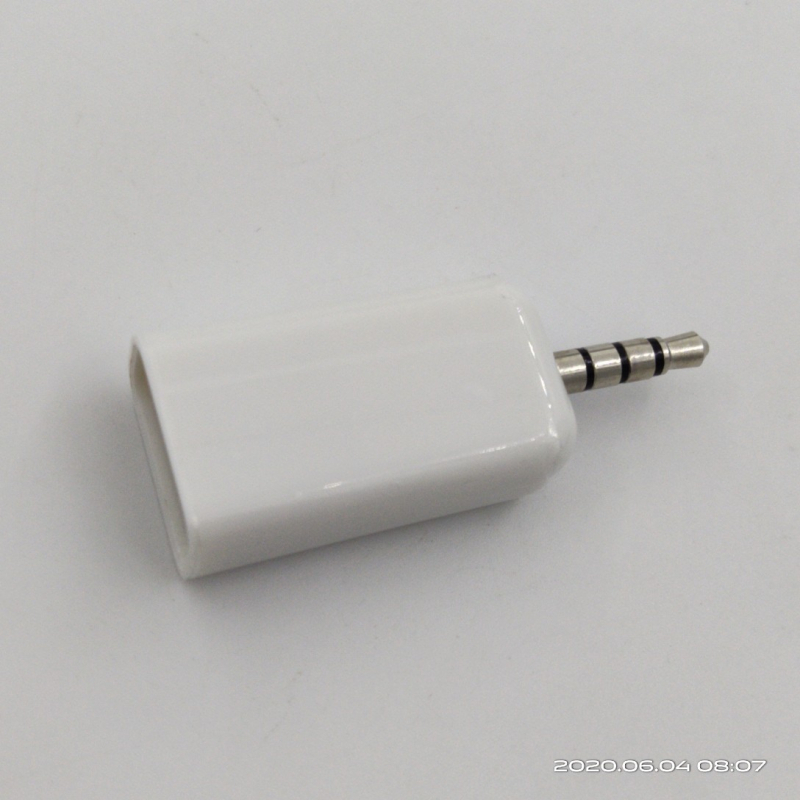 Кабел AUX към USB автомобилен аудио адаптер с 3,5 мм интерфейс и ядро от чист меден проводник