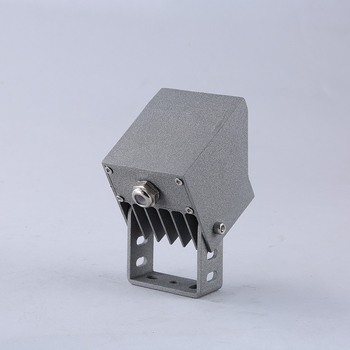 LED prožektorius su liejinio aliuminio korpusu, atsparus vandeniui, modelis YC-040-65-1, lauko naudojimui, 3-8W