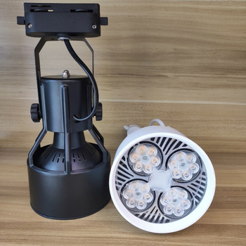 Треково осветление – корпус за лампа със шест щипки, четири зъба PAR30 база и E27 гнездо, метална конструкция