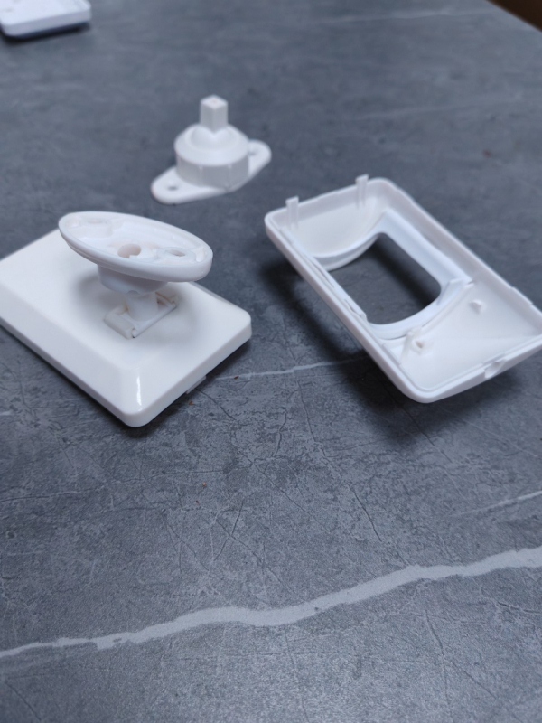 Стенно монтиран корпус за инфрачервен сензор, ABS материал, регулиране под множество ъгли, Huizhou Kairui Technology