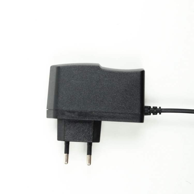 Adaptor de alimentare 5V 2A, standard UE, ieșire DC, intrare 110-240V AC — pentru routere, camere web, set-top boxuri, switch-uri și tablete