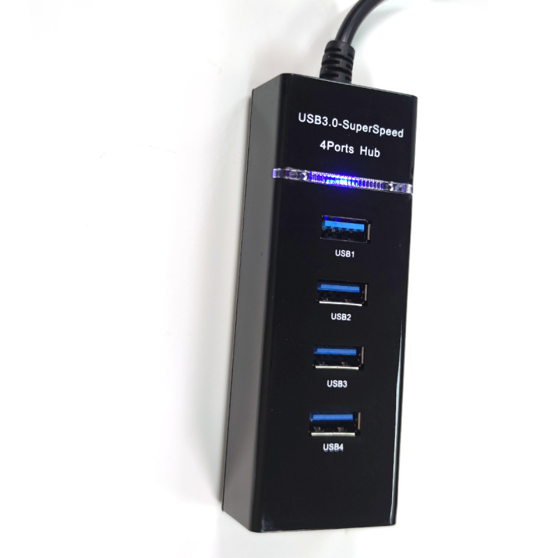 USB 3.0 hub s 4 porta, 5 Gbps, kabel 1,2 m, napajanje preko USB