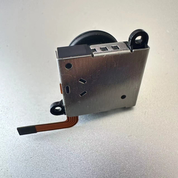 Switch džojstika kloķa un vāciņu komplekts, 6 kloķi un 6 vāciņi, paredzēts NS Lite OLED/Joy-Con OLED, interfeiss Socket, anti-drift apstrāde, 2023. gada izlaišana