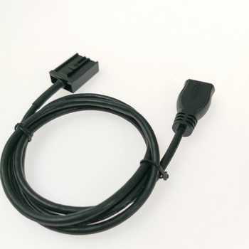 Autós HDMI-kábel: HDMI E-Type-tól HDMI-ig, réz vezetők, aranyozott érintkezők, beépített csatlakozás