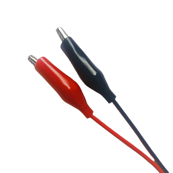 Sursă USB cu ieșire reglabilă pentru înlocuirea bateriilor uscate — cabluri cu cleme alligator, intrare USB 5V, tensiuni de ieșire: 1.2V, 2.4V, 3.6V, 1.5V, 3V, 4.5V, 6V, 9V