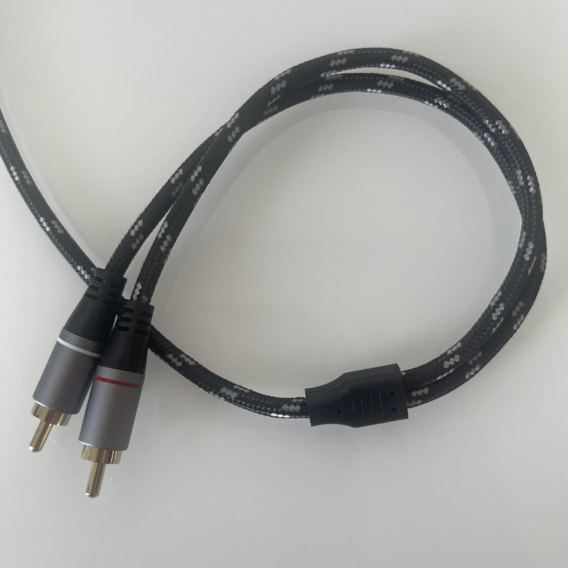 3,5 mm na 2× RCA audio kabel - zlatni konektori, jezgro od čistog bakra, bakar bez kisika, model R020