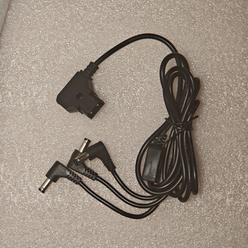 D-Tap dalīšanas kabelis no 1 uz 3 DC5525 izejām, V-mount akumulatora Type B kontakti uz trim DC5525 savienotājiem