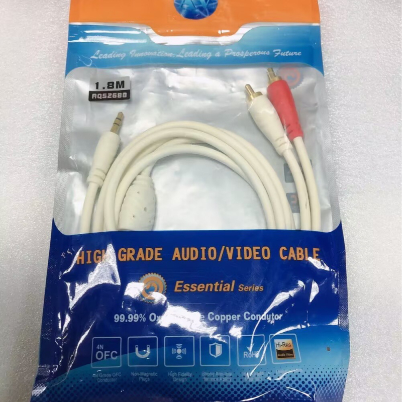 AV-kábel 3,5 mm AUX-hoz, két RCA-hoz, TV-hez, ezüstös bevonattal, alumíniumötvözet maggal