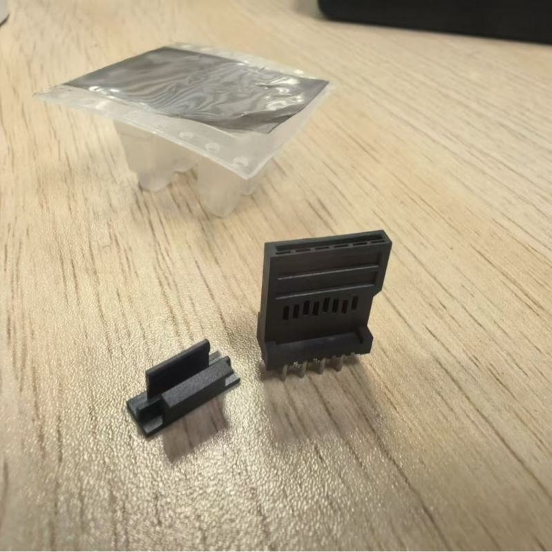 Vertikalni konektor memorijske kartice za micro SD/TF, 8-pin kontakti od fosforne bronze s pozlaćenjem, za 3C digitalne uređaje